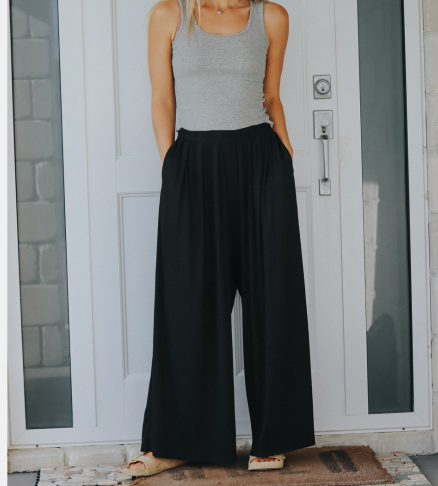 Wide Leg Ribbed Pants